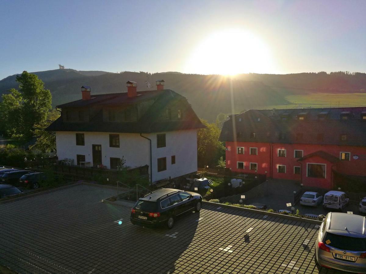 Apartman Sun Долни-Морава Экстерьер фото