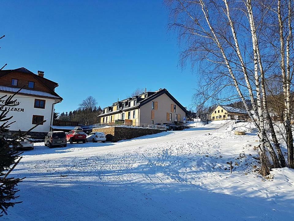 Apartman Sun Долни-Морава Экстерьер фото
