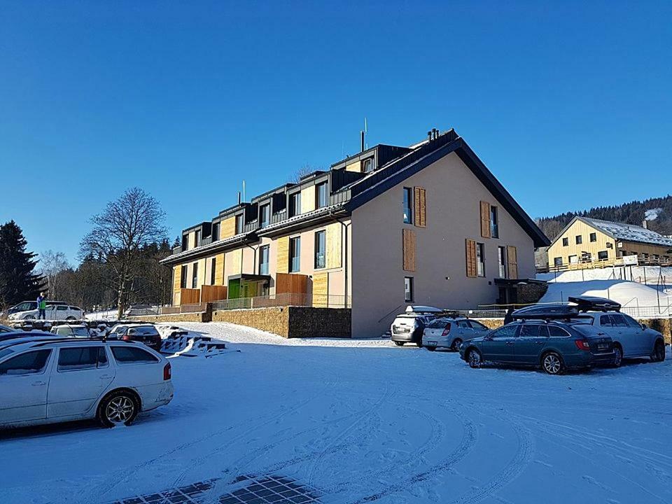 Apartman Sun Долни-Морава Экстерьер фото